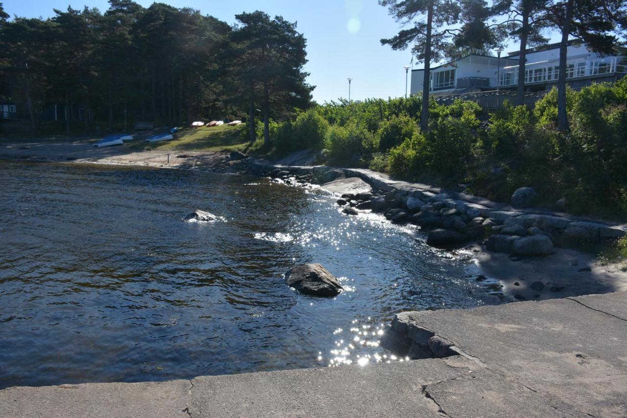 Haellestrand Vandrarhem Strömstad Exterior foto